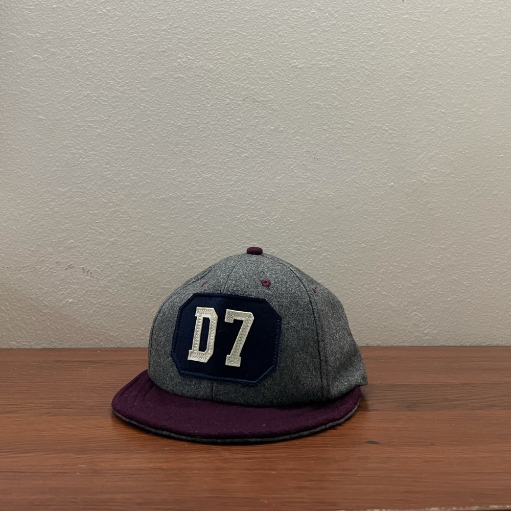 Wool Baseball Cap Hat (Grey/Red)